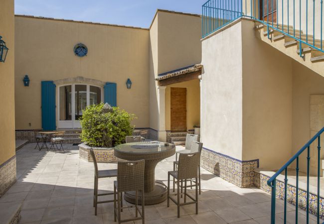 Country house in Mouriès - Vacation rental house with pool MOURIES LS1-394 Country house in Mouriès - Vacation rental house with pool MOURIES LS1-394