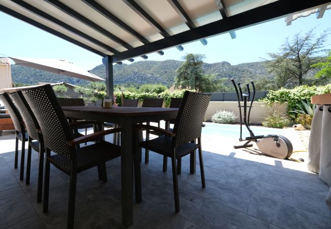 Villa in Maubec - Vacation rental house with pool MAUBEC LS2-437 Villa in Maubec - Vacation rental house with pool MAUBEC LS2-437