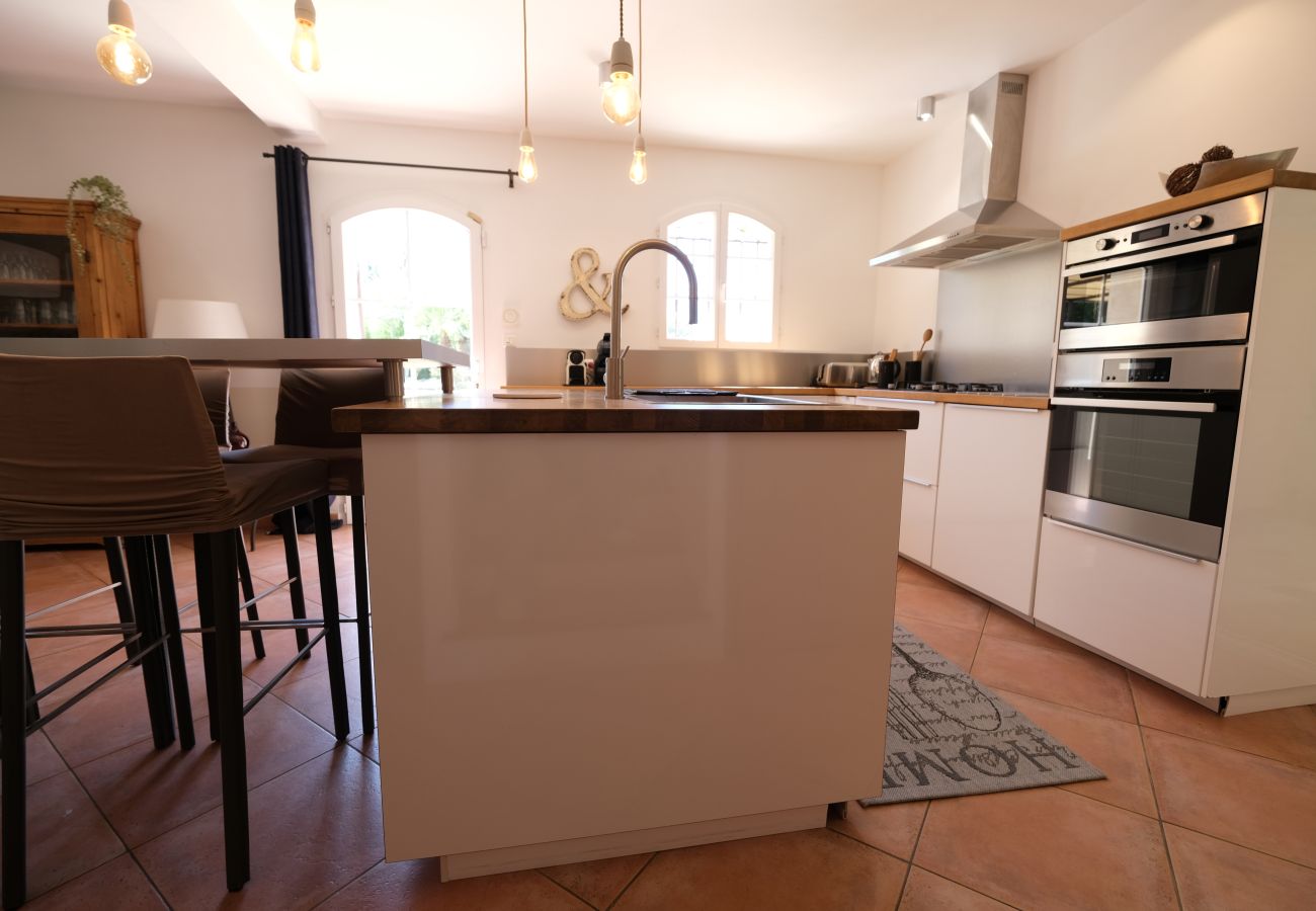 Villa in Puget - Vacation rental house with pool PUGET LS2-442