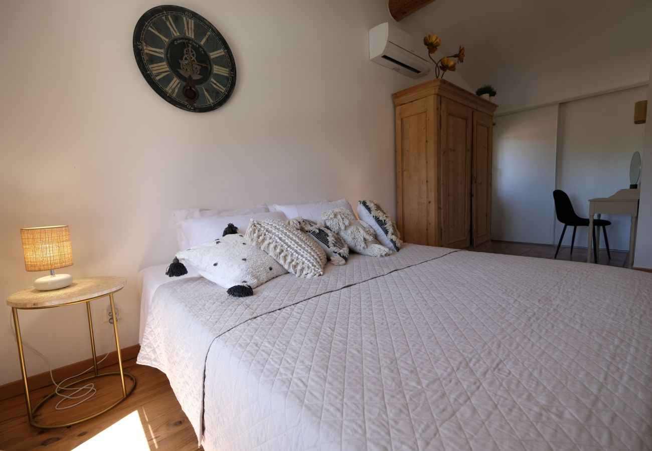 Villa in Puget - Vacation rental house with pool PUGET LS2-442