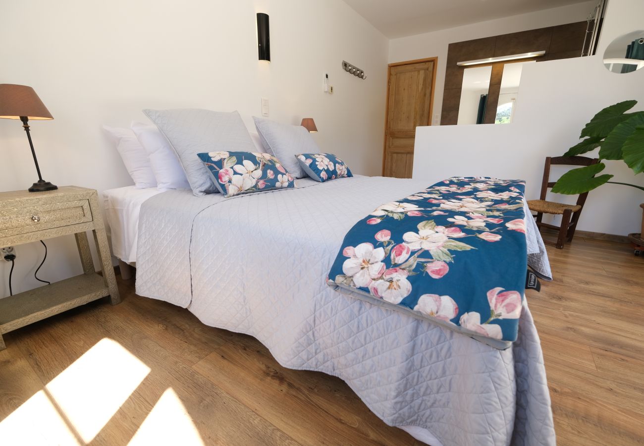 Villa in Puget - Vacation rental house with pool PUGET LS2-442