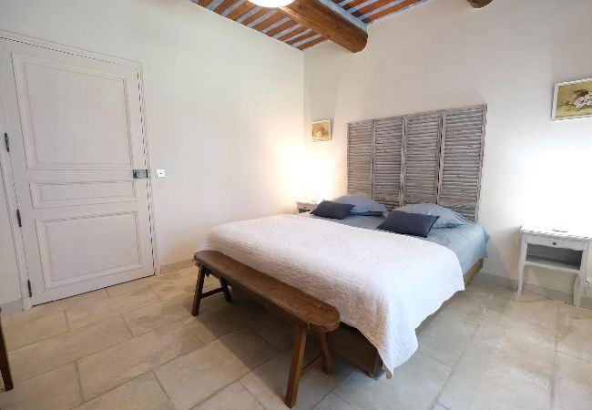 Villa in Cavaillon - Vacation rental house with pool CAVAILLON LS2-445 Villa in Cavaillon - Vacation rental house with pool CAVAILLON LS2-445