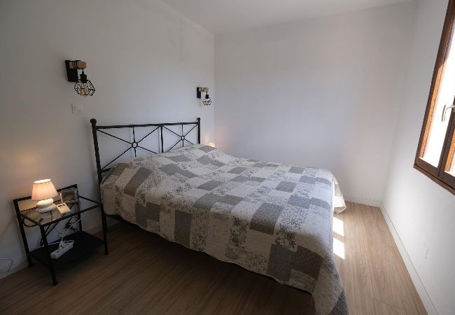 Villa in Saint-Saturnin-lès-Apt - Holiday rental SAINT SATURNIN LES APT LS2-444  Villa in Saint-Saturnin-lès-Apt - Holiday rental SAINT SATURNIN LES APT LS2-444