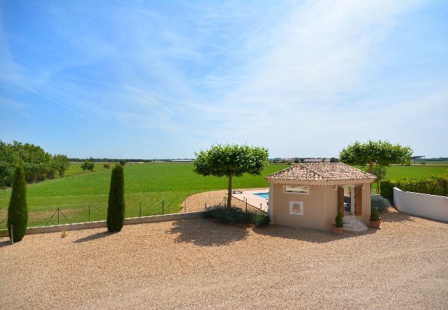 House in Arles - Vacation rental house with pool MOULES LS3-299 House in Arles - Vacation rental house with pool MOULES LS3-299