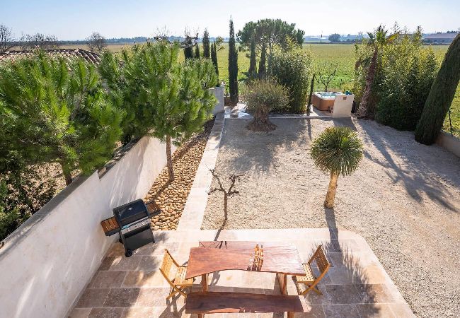 House in Arles - Vacation rental house with pool MOULES LS3-299 House in Arles - Vacation rental house with pool MOULES LS3-299