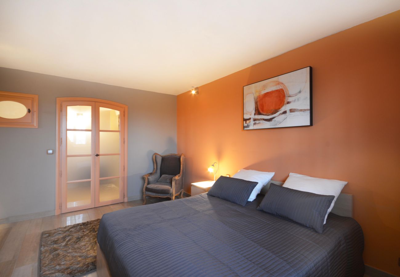 House in Arles - Vacation rental house with pool MOULES LS3-299