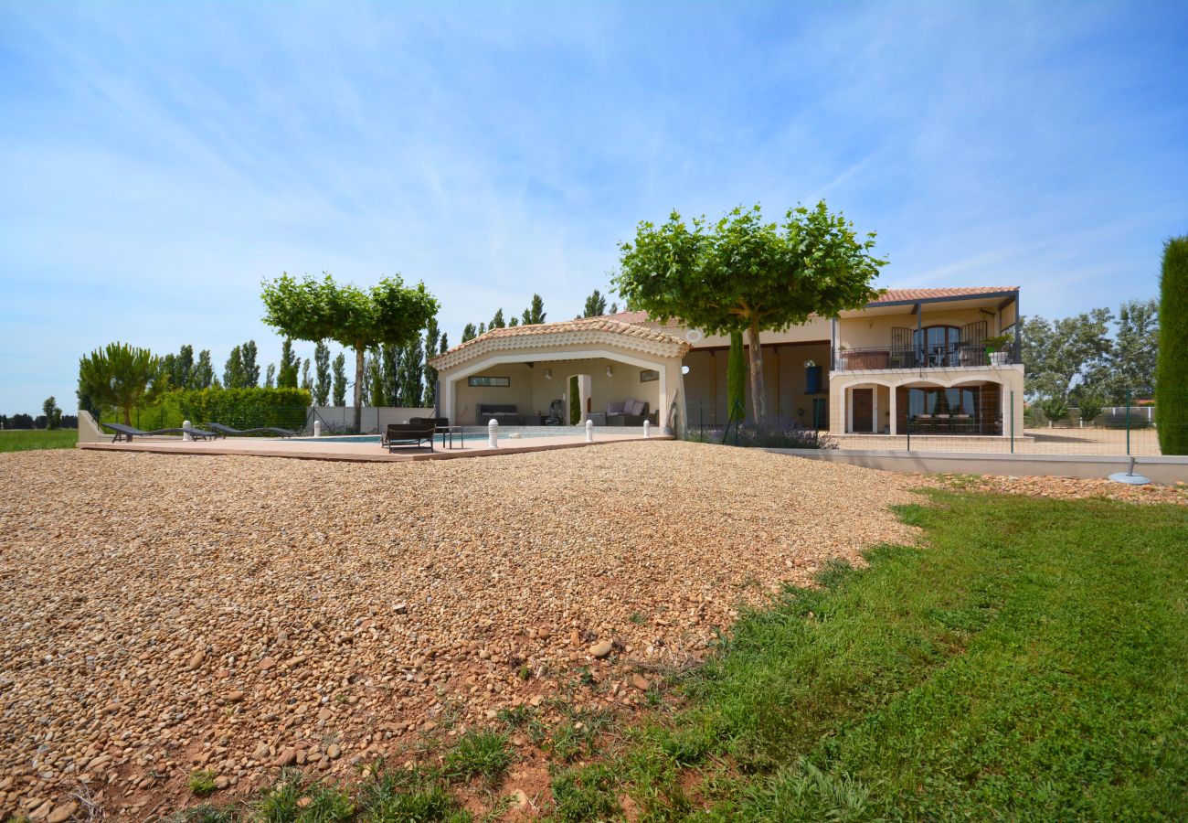 House in Arles - Vacation rental house with pool MOULES LS3-299