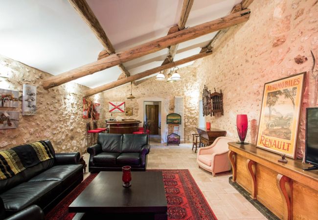 House in Eygalières - Holiday rental farm with pool EYGALIERES LS-447 House in Eygalières - Holiday rental farm with pool EYGALIERES LS-447