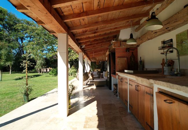 Villa in Tarascon - Villa with heated pool and tennis Fontvieille LS1-448 Villa in Tarascon - Villa with heated pool and tennis Fontvieille LS1-448