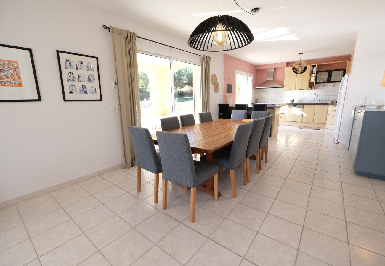 Villa in Aureille - Holiday rental villa view and pool AUREILLE LS1-449