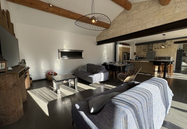 Villa in Beaucaire - vacation rental with pool Beaucaire LS3-450 Villa in Beaucaire - vacation rental with pool Beaucaire LS3-450