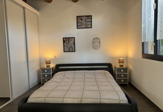 Villa in Beaucaire - vacation rental with pool Beaucaire LS3-450 Villa in Beaucaire - vacation rental with pool Beaucaire LS3-450