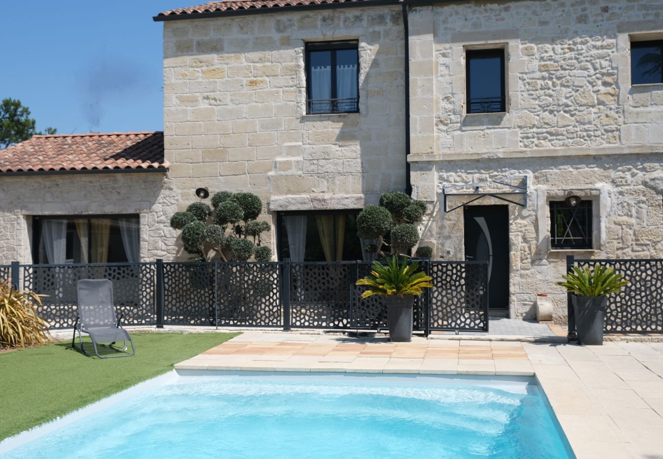 Villa in Beaucaire - vacation rental with pool Beaucaire LS3-450