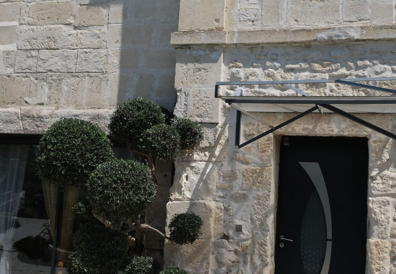 Villa in Beaucaire - vacation rental with pool Beaucaire LS3-450
