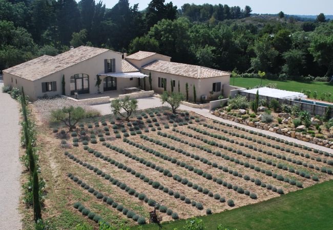 Villa in Maussane-les-Alpilles - Holiday rental with pool MAUSSANE LS1-226 Villa in Maussane-les-Alpilles - Holiday rental with pool MAUSSANE LS1-226