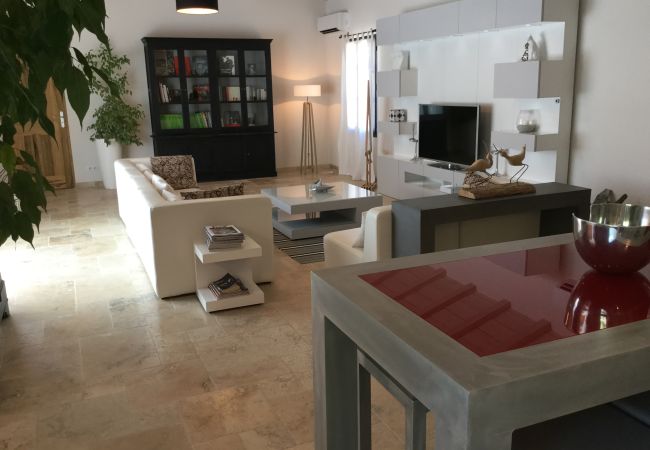 Villa in Maussane-les-Alpilles - Holiday rental with pool MAUSSANE LS1-226 Villa in Maussane-les-Alpilles - Holiday rental with pool MAUSSANE LS1-226