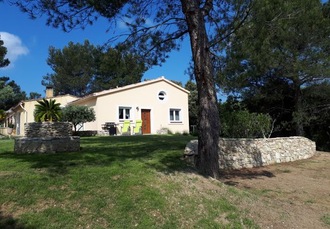 House in Orgon - vacation rental with pool Orgon LS1-451 House in Orgon - vacation rental with pool Orgon LS1-451