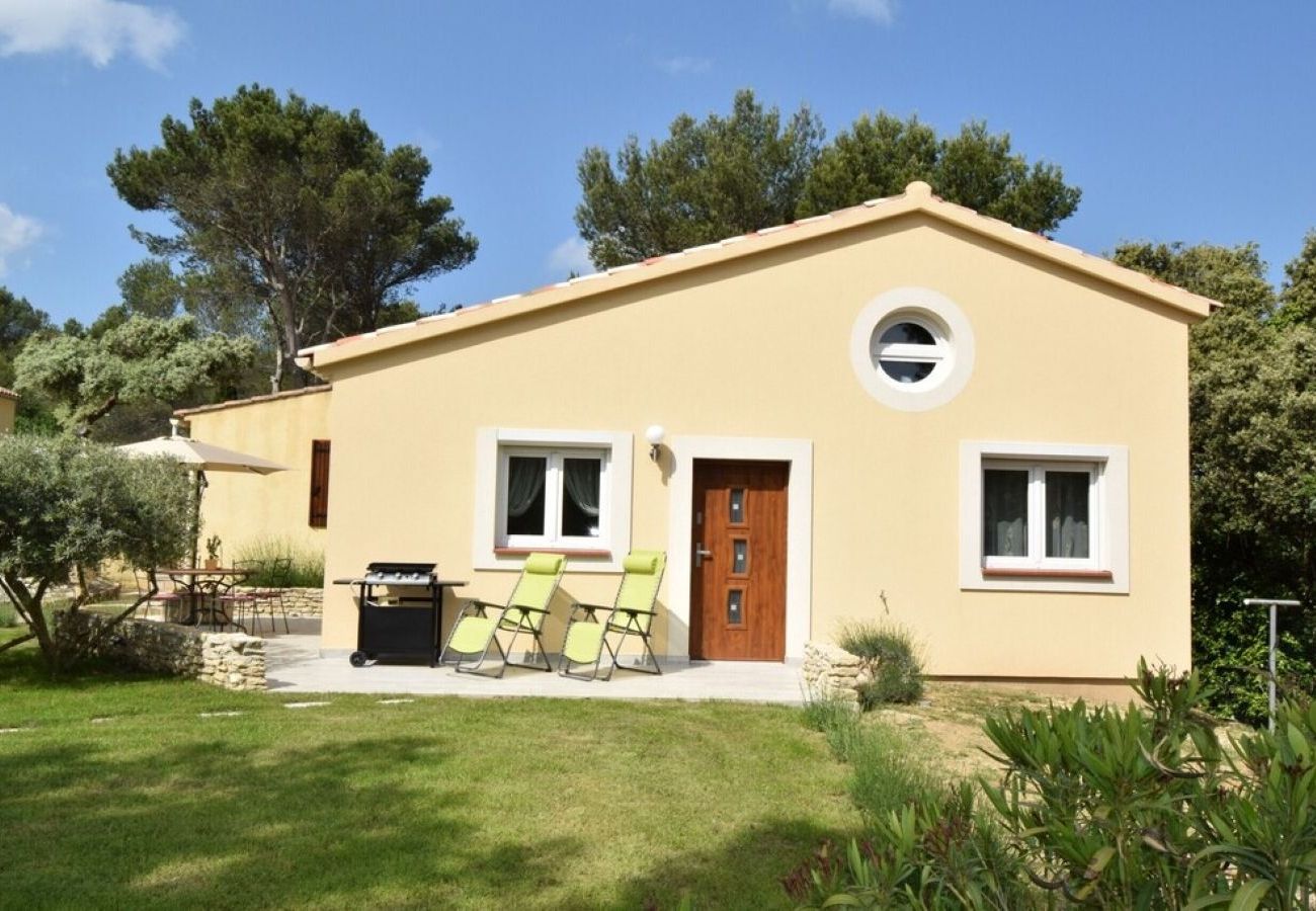 Holiday rental MOURIES gite swimming pool for rent 4 people facade
