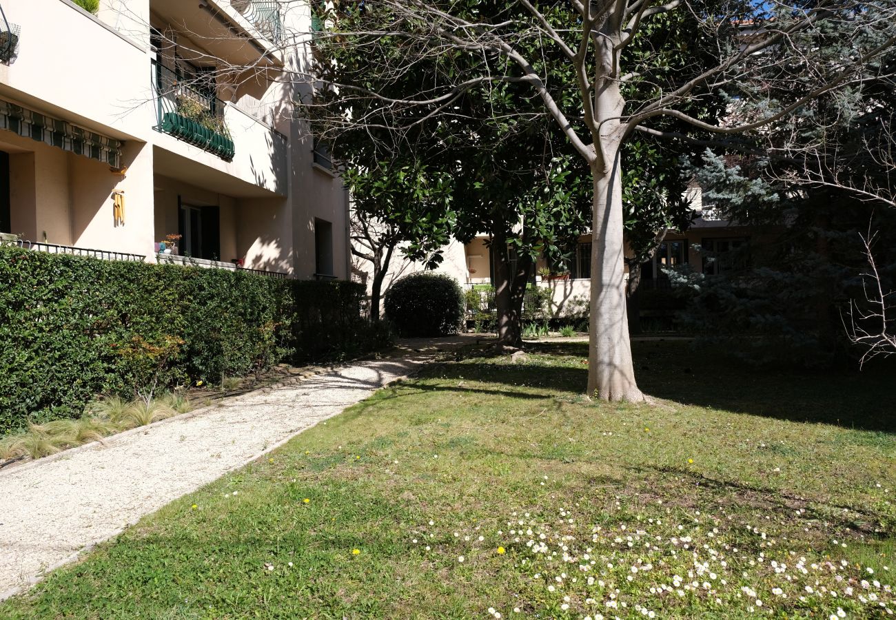 Apartment in Aix-en-Provence - LS7-453 - Gaudina 
