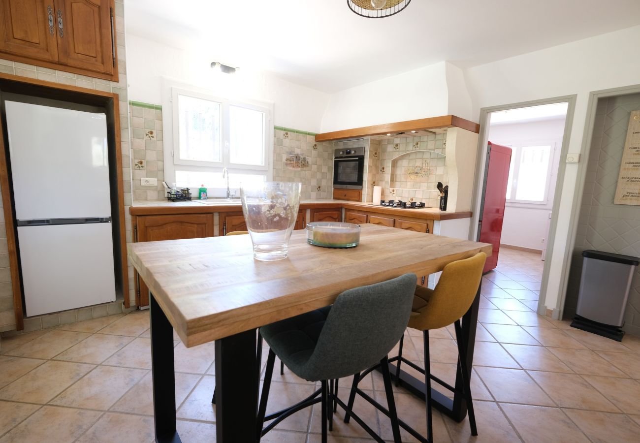 Villa in Saint Remy de Provence - Villa overlooking the Alpilles Saint Remy de Provence LS1-454 