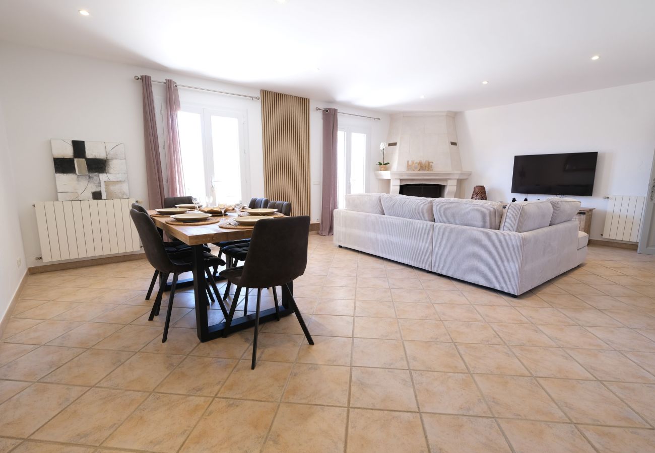 Villa in Saint Remy de Provence - Villa overlooking the Alpilles Saint Remy de Provence LS1-454 