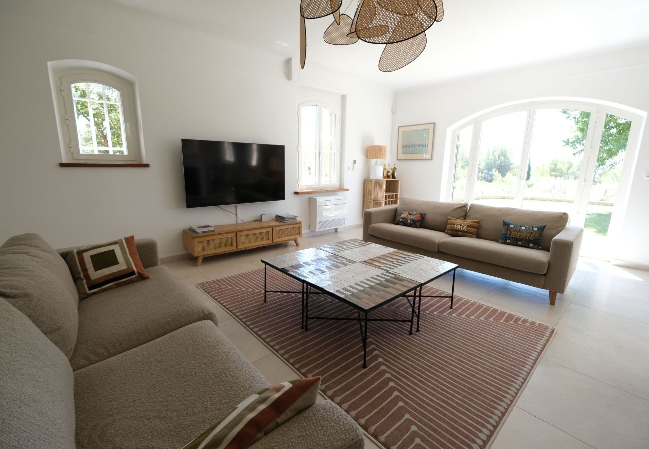 Holiday rental mouries villa with pool for rent living room fireplace
