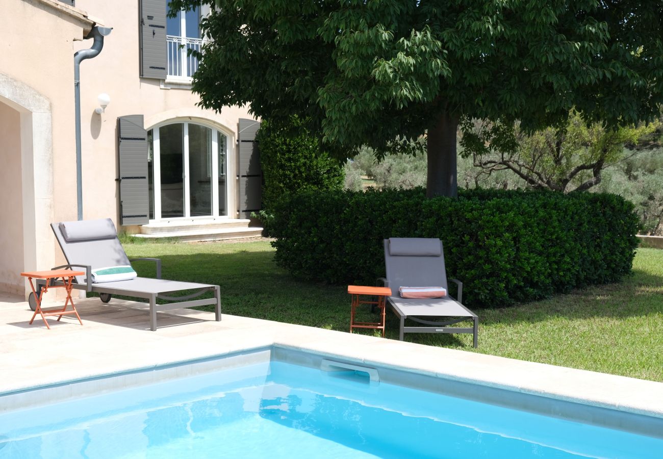 Villa in Mouriès - Villa air-conditioning heated pool Alpilles view Mouries