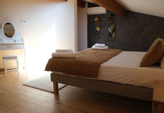 Villa in Saint-Cannat - Luxury air-conditioned villa pool views Aix-en-Provence Villa in Saint-Cannat - Luxury air-conditioned villa pool views Aix-en-Provence