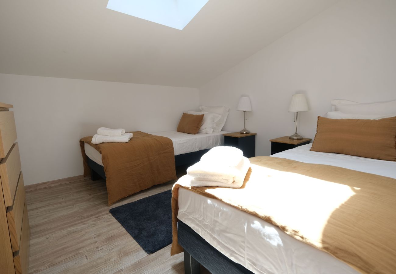 Villa in Saint-Cannat - Luxury air-conditioned villa pool views Aix-en-Provence