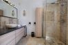 Villa in Saint-Cannat - Luxury air-conditioned villa pool views Aix-en-Provence Villa in Saint-Cannat - Luxury air-conditioned villa pool views Aix-en-Provence