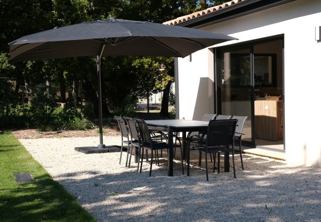 Villa in Pernes les Fontaines - Villa with heated pool and Ventoux View in Pernes Villa in Pernes les Fontaines - Villa with heated pool and Ventoux View in Pernes