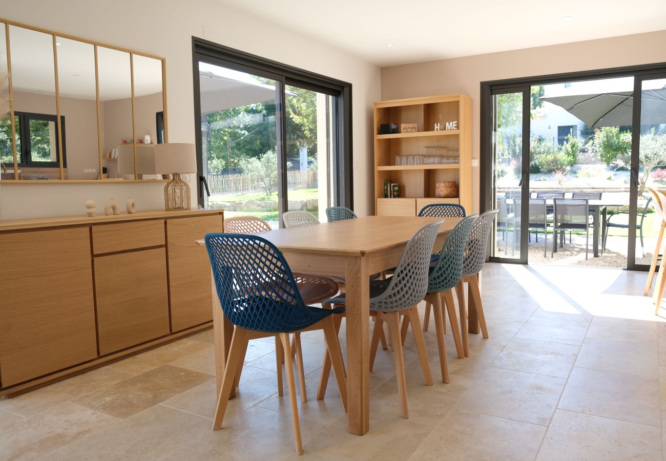 Villa in Pernes les Fontaines - Villa with heated pool and Ventoux View in Pernes