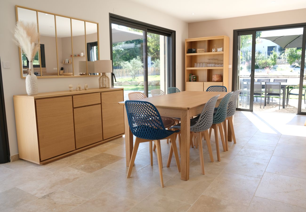 Villa in Pernes les Fontaines - Villa with heated pool and Ventoux View in Pernes