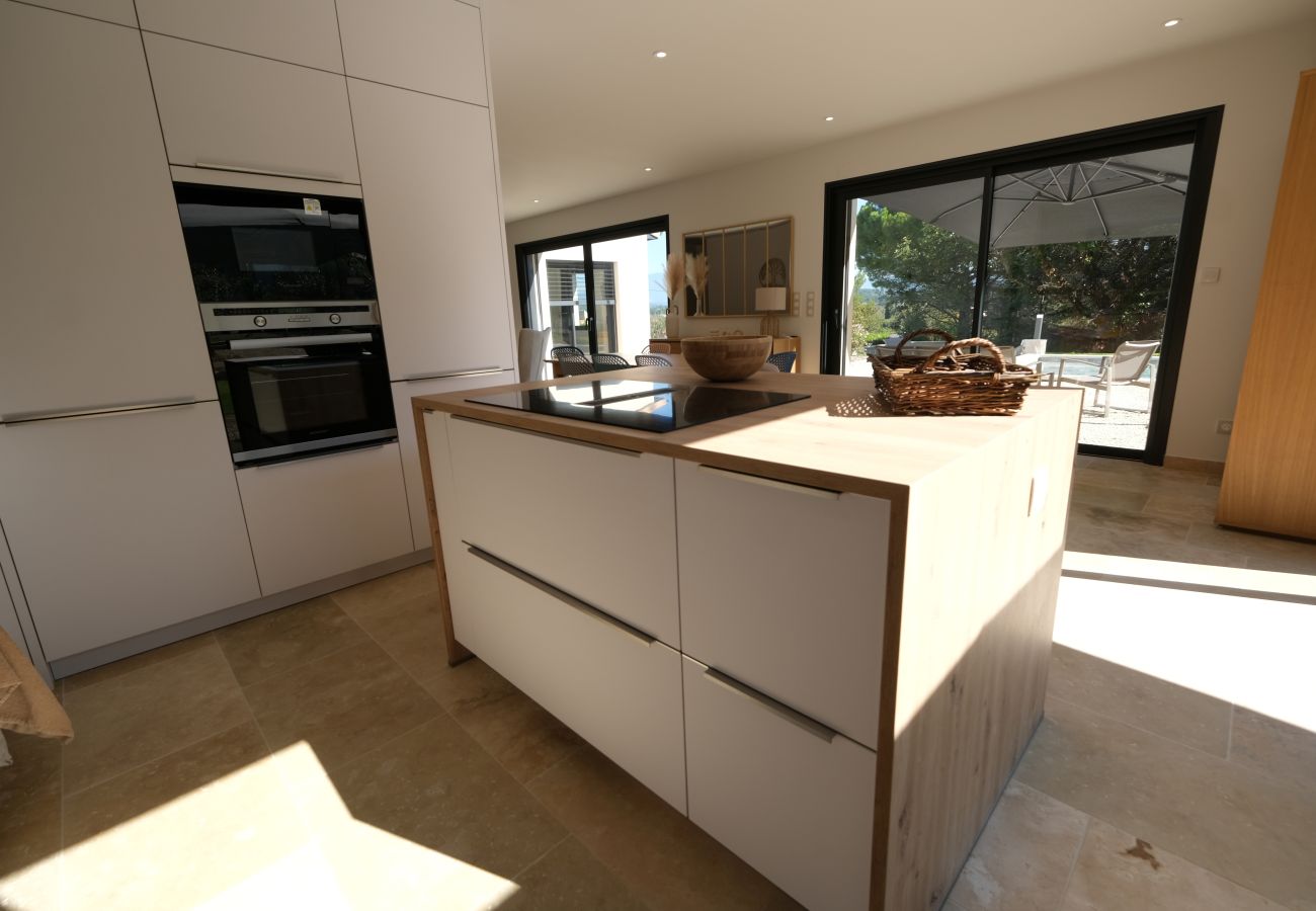 Villa in Pernes les Fontaines - Villa with heated pool and Ventoux View in Pernes