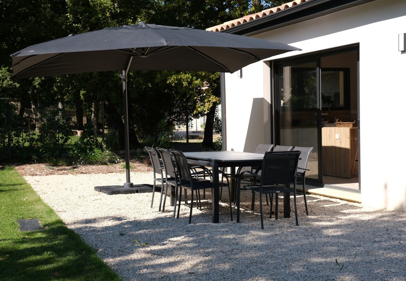 Villa in Pernes les Fontaines - Villa with heated pool and Ventoux View in Pernes