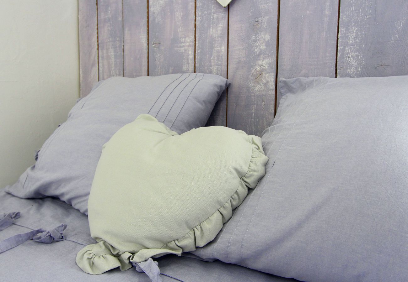 Villa in L´Isle sur la Sorgue - Luxury Farm Jacuzzi, Heated pool in L'Isle sur la Sorgue