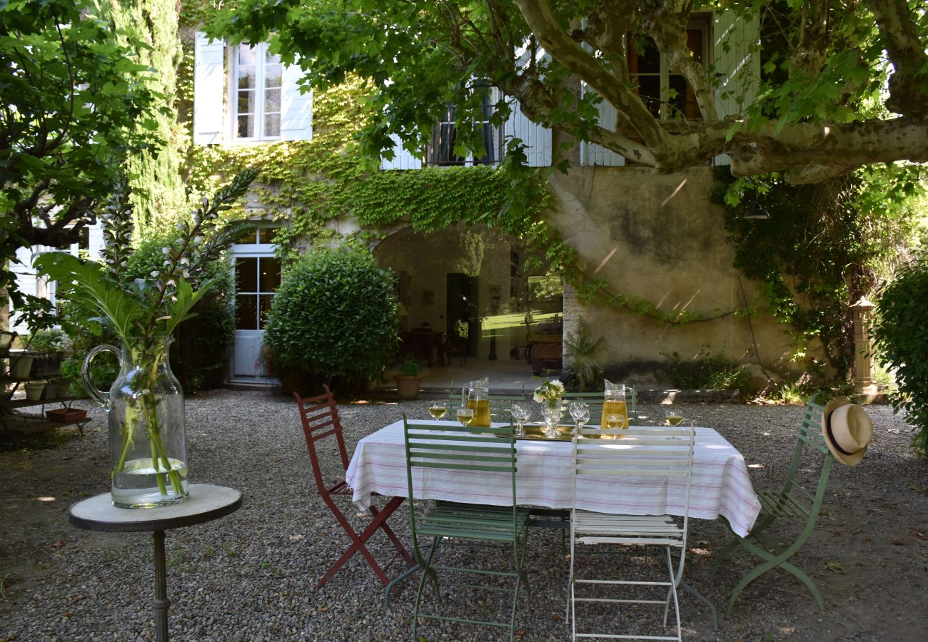 Villa in Saint Remy de Provence - Holidays rental with pool in Saint-Rémy-de-Provence