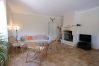 House in Mouriès - Air-conditioned villa with pool Mouriès Alpilles sleeps 8