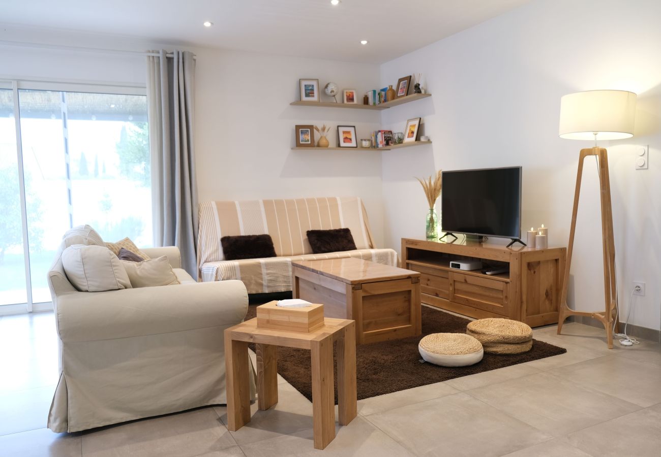 House in Plan-d´Orgon - Holiday rental with pool in the Alpilles for 6 people