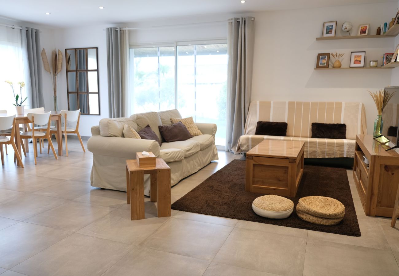 House in Plan-d´Orgon - Holiday rental with pool in the Alpilles for 6 people