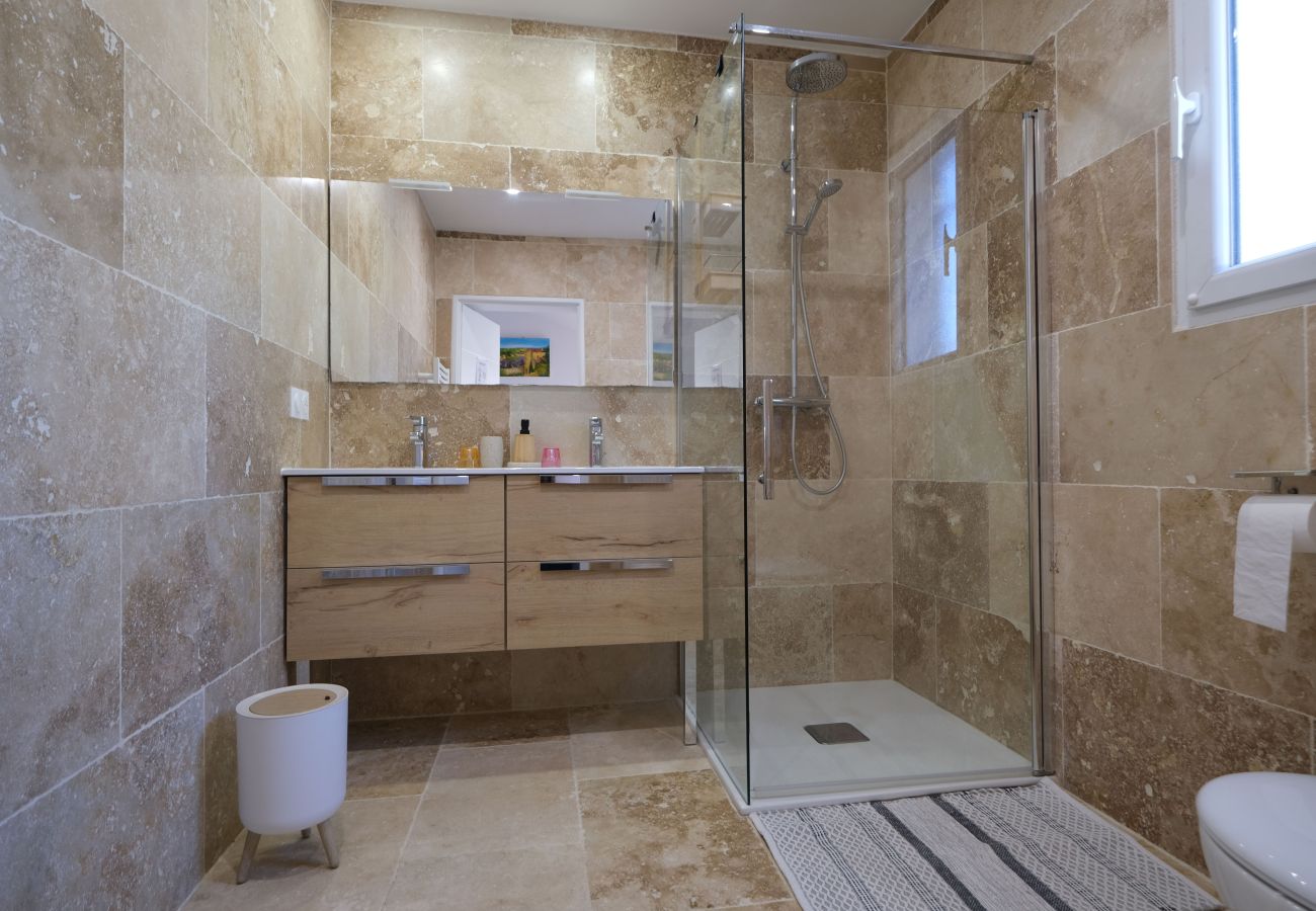 Villa in Saint Remy de Provence - Air-conditioned villa heated pool Alpilles view St-Rémy