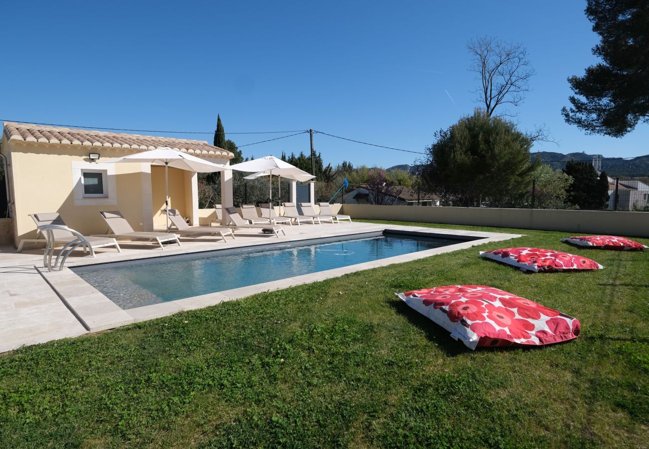 Villa in Saint Remy de Provence - Air-conditioned villa heated pool Alpilles view St-Rémy
