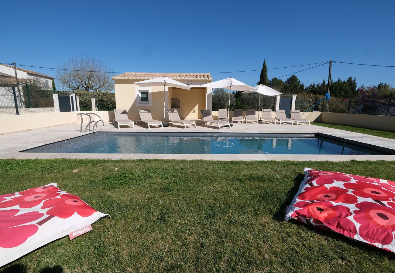 Villa in Saint Remy de Provence - Air-conditioned villa heated pool Alpilles view St-Rémy