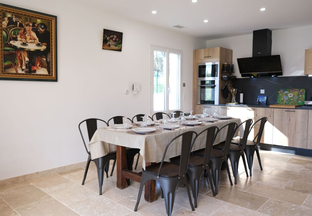 Villa in Saint Remy de Provence - Air-conditioned villa heated pool Alpilles view St-Rémy