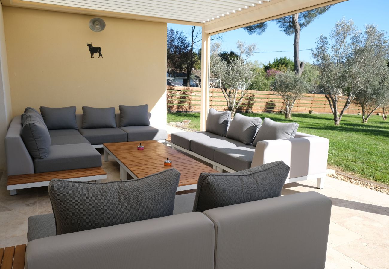 Villa in Saint Remy de Provence - Air-conditioned villa heated pool Alpilles view St-Rémy