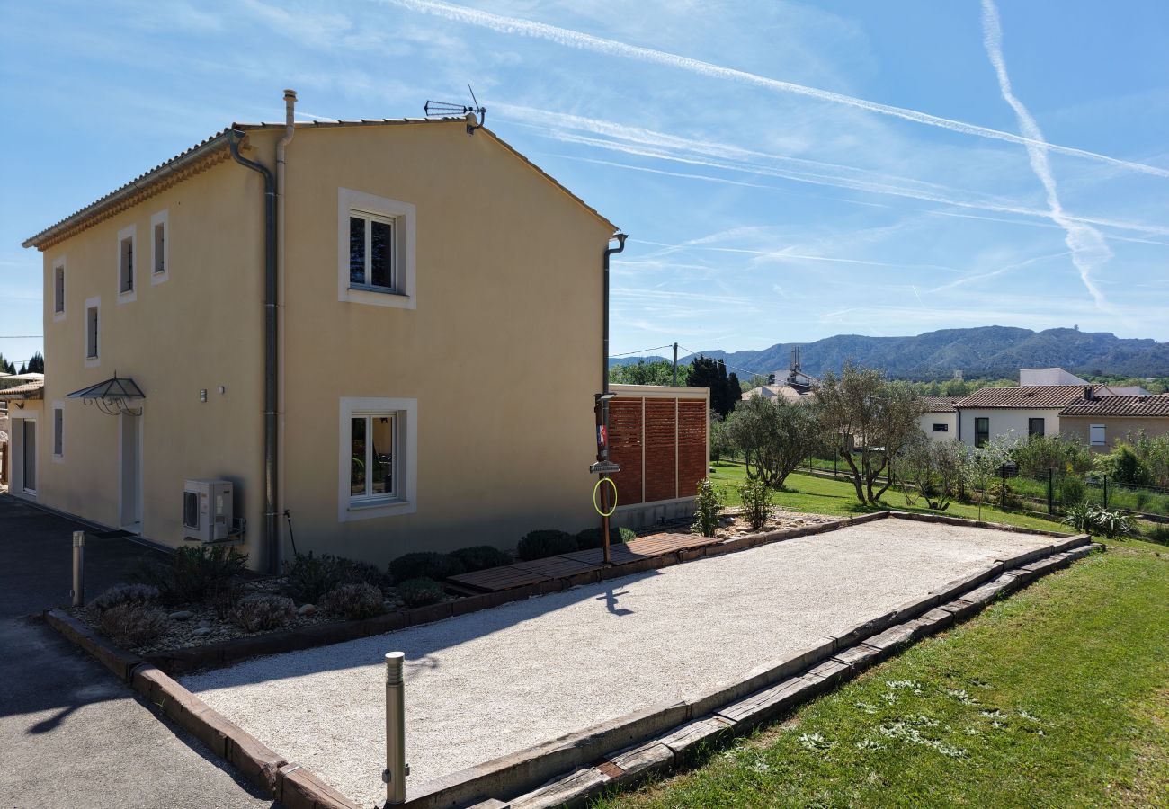 Villa in Saint Remy de Provence - Air-conditioned villa heated pool Alpilles view St-Rémy