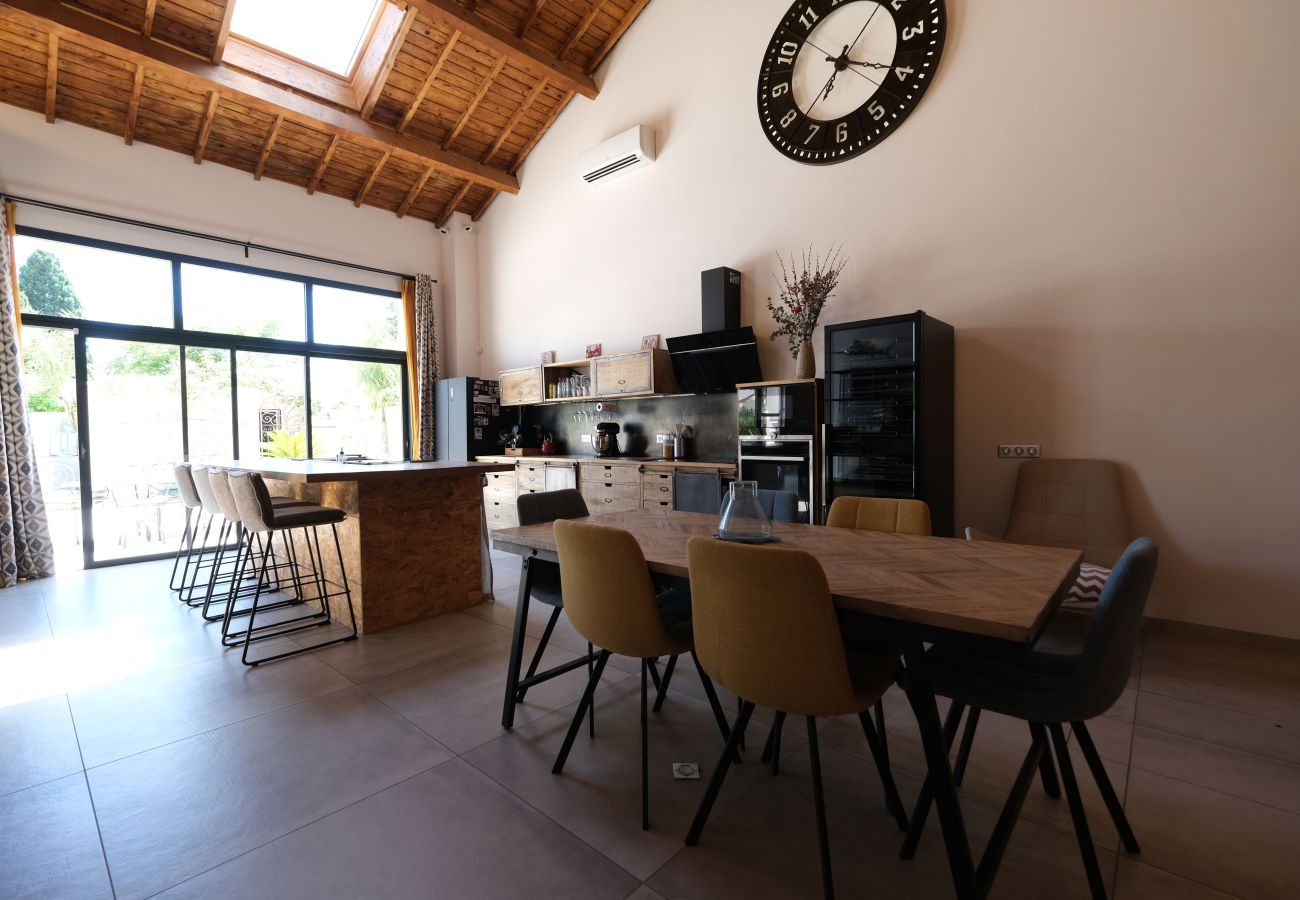 Villa in Mouriès - Sweet Dream home Pool & Hammam Alpilles Sleeps 6