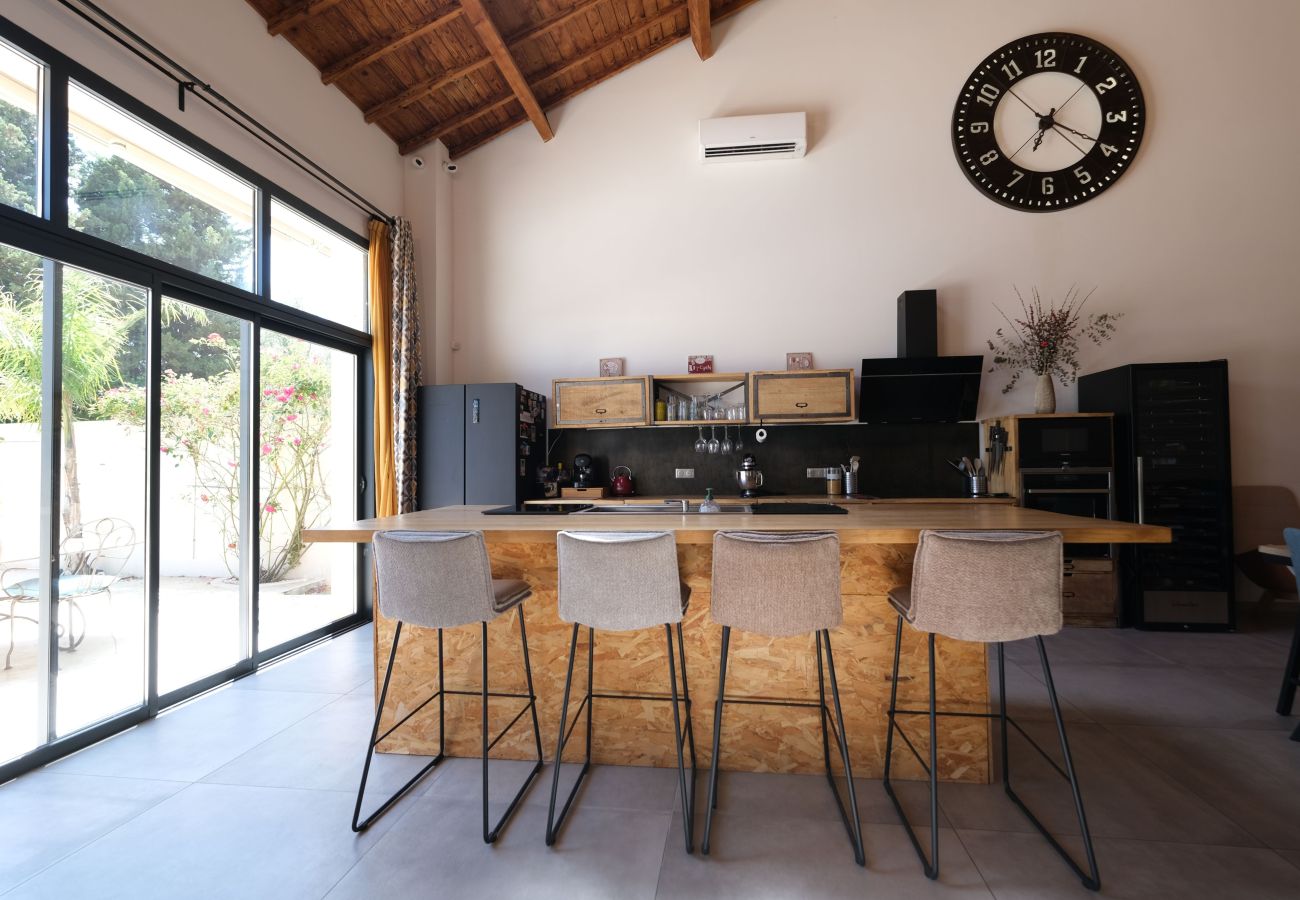 Villa in Mouriès - Sweet Dream home Pool & Hammam Alpilles Sleeps 6