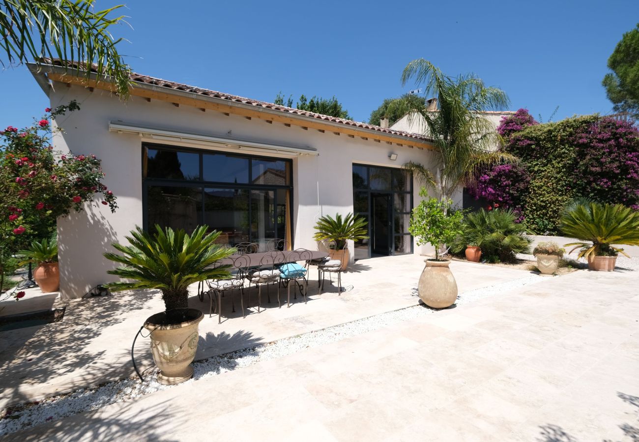 Villa in Mouriès - Sweet Dream home Pool & Hammam Alpilles Sleeps 6