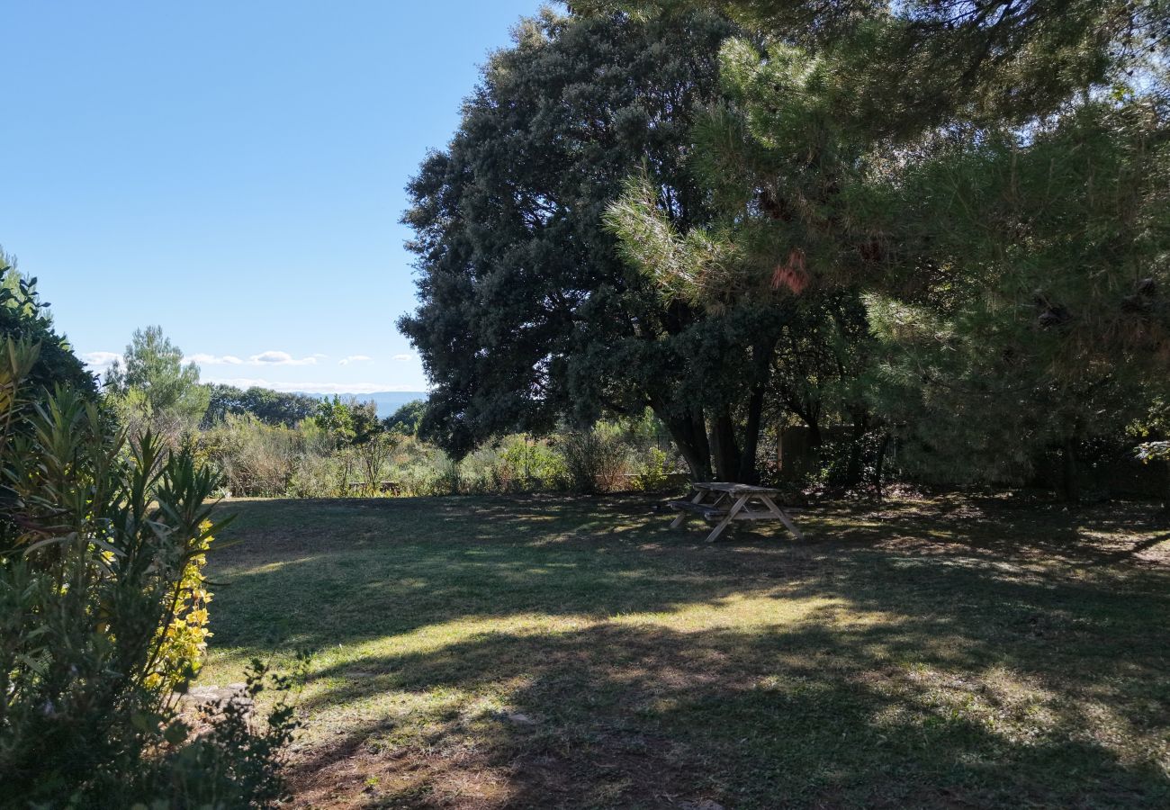 Villa in La Motte-d´Aigues - Air-co villa, Luberon views, heated pool, sleeps 8